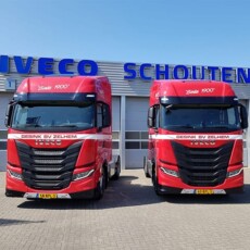 TWee IVECO S-WAY's voor Transportbedrijf Gesink