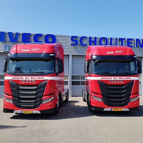 TWee IVECO S-WAY's voor Transportbedrijf Gesink